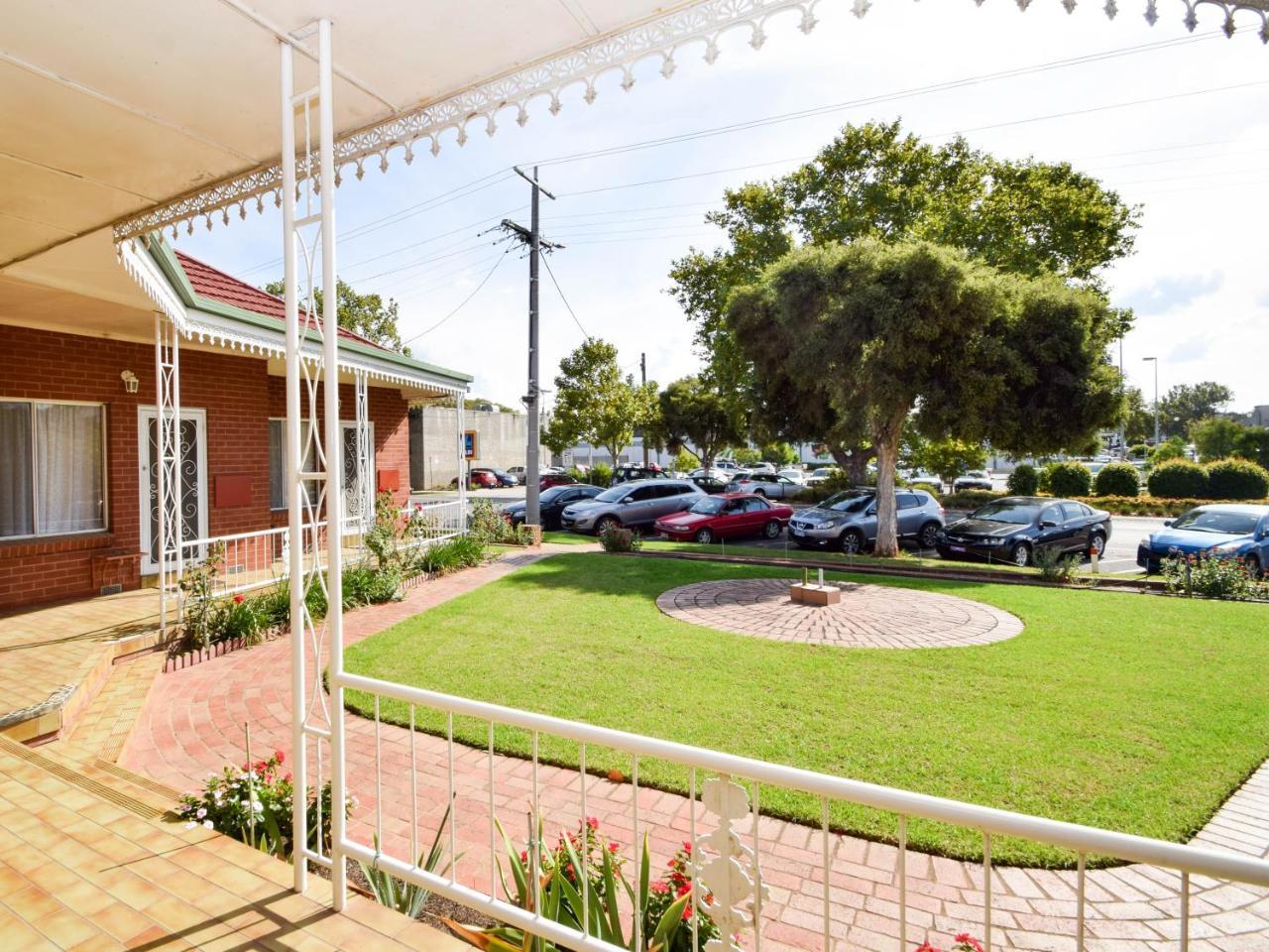Billabong Wangaratta Motel Exterior photo
